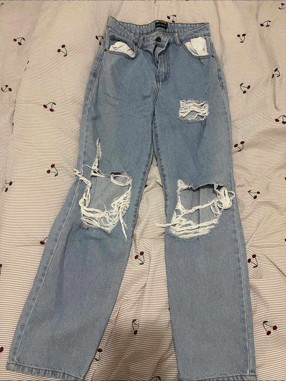 PrettyLittleThing Light Blue High-Rise Distressed Jeans